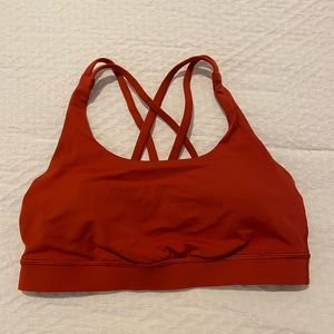 BRAND NEW Lululemon size 6 Energy Bra